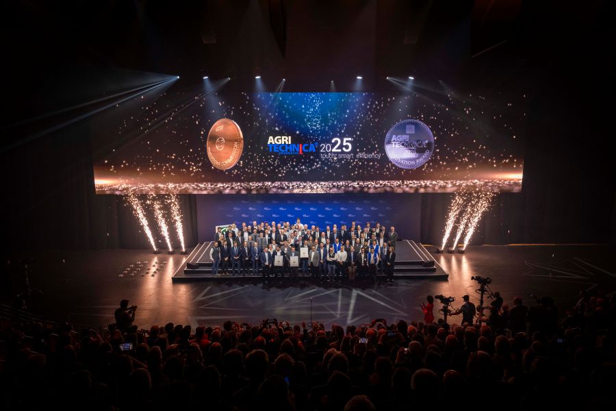 Gruppenbild mit Preisträgern